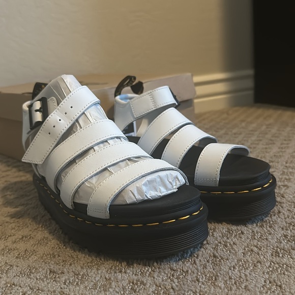 Dr Martens white sandals Blaire AirWair size 39 size 8 womens NIB - Picture 4 of 7